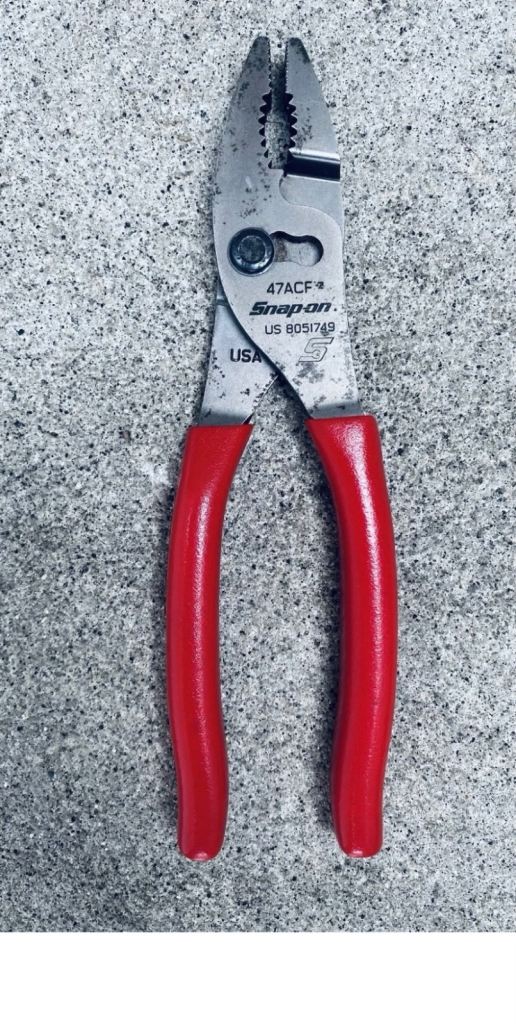 Snap-on adjustable pliers 