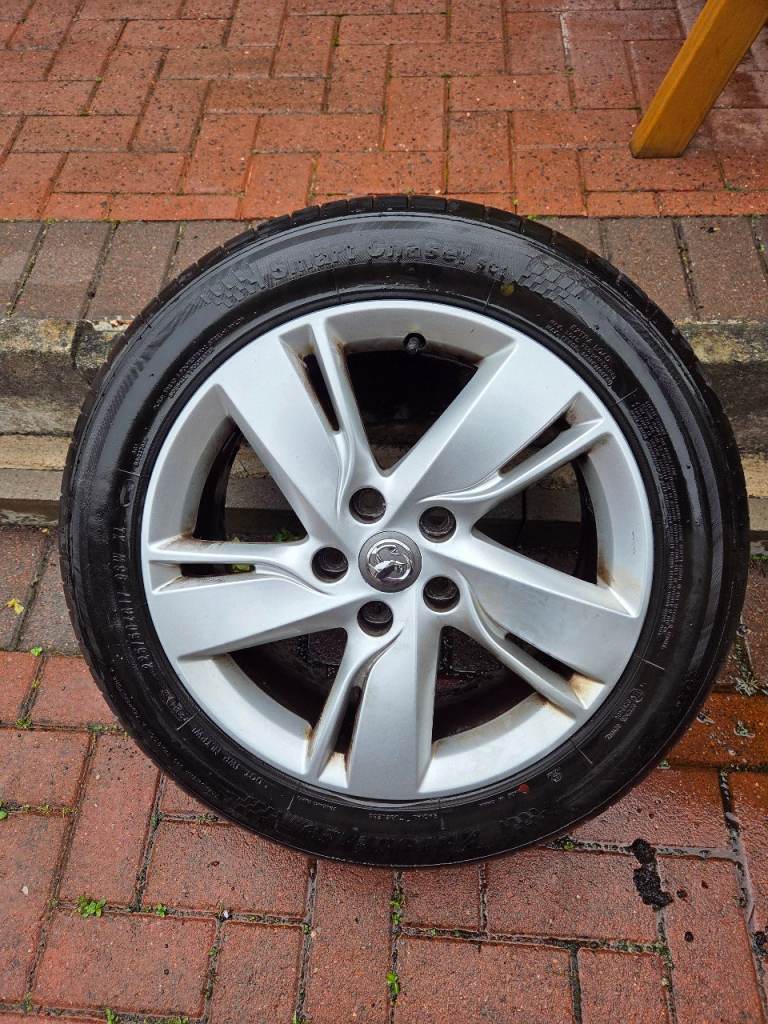Vauxhall astra j alloy with tyre 2011/2015  2.0litre