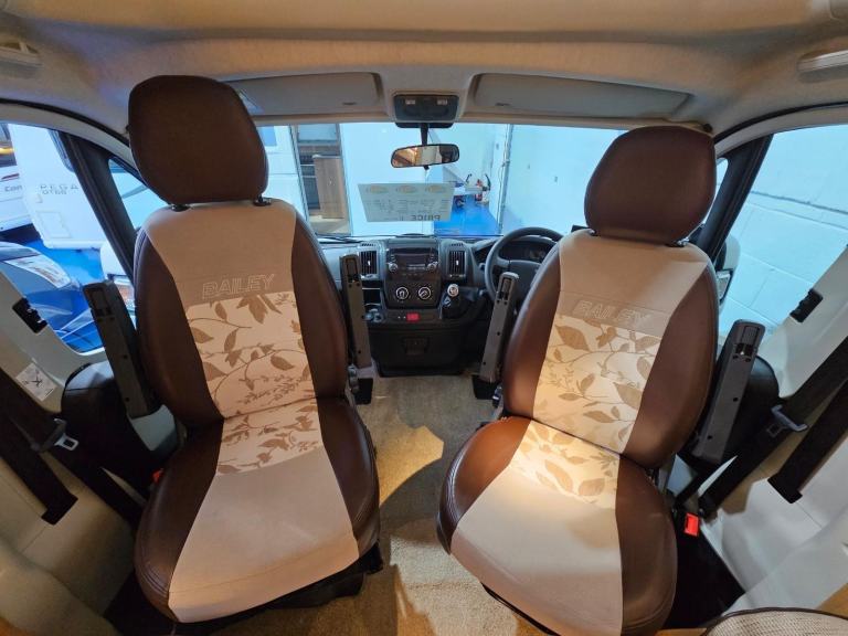 Bailey Approach 745 Autograph DIESEL MANUAL 2016