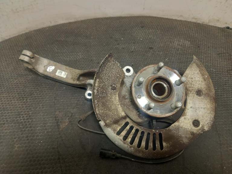 Jaguar F-Pace Wheel Hub Stub Axle N/S 2015-2024 2.0l Diesel Front Lh