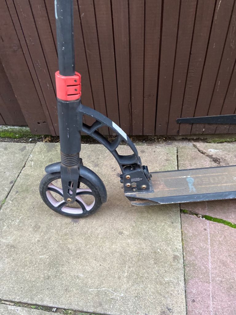 Boys scooter 