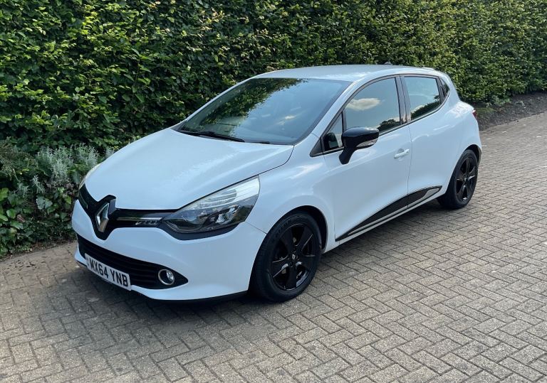 2014 Renault Clio 1.2 16v Dynamique MediaNav 5 Door. 12 Months MOT. Excellent Condition 