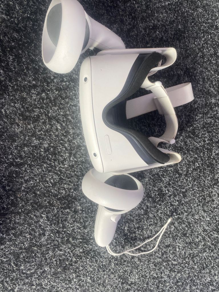 meta quest 2 vr headset 
