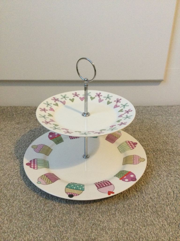 2 tier cake stand