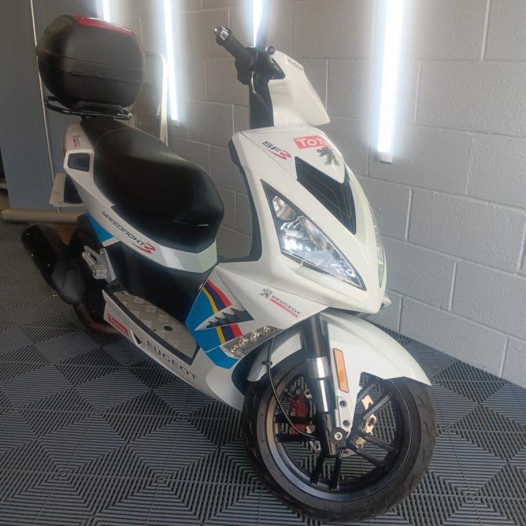 PEUGEOT SPEEDFIGHT 125 3 Team Sport 2017