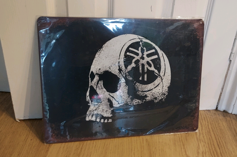 Metal sign/plaque - Yamaha Skull NEW- Man cave