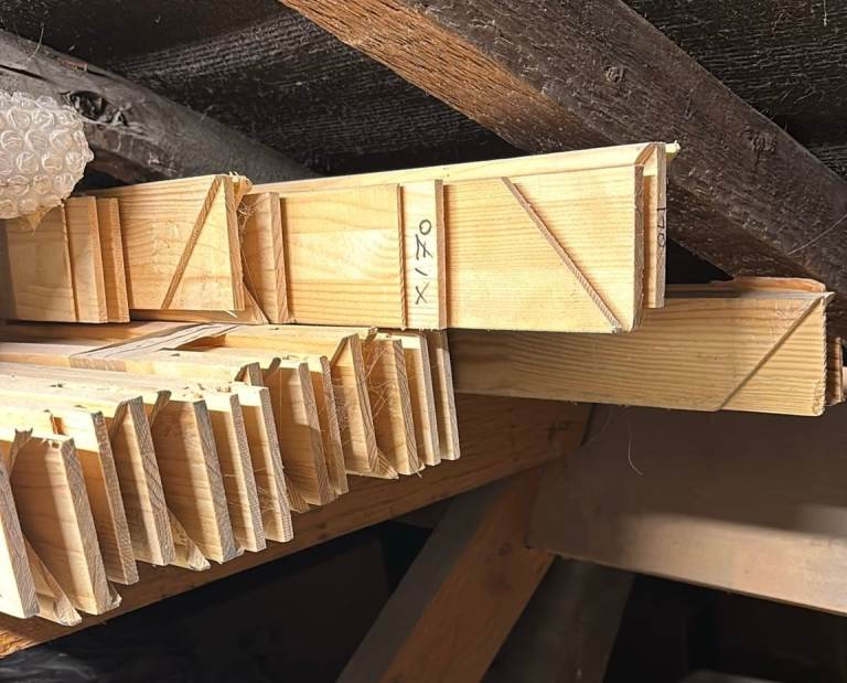 Canvas stretcher bars