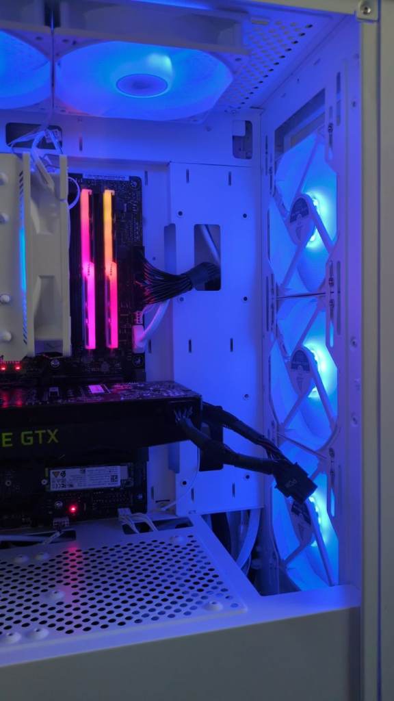  Intel i7 6700k Gtx 1070 8gb 16gb Ram gaming pc