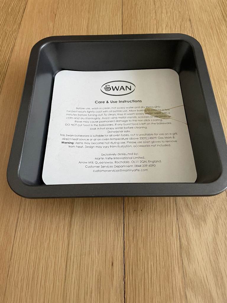 Swan non-stick baking pans and tray