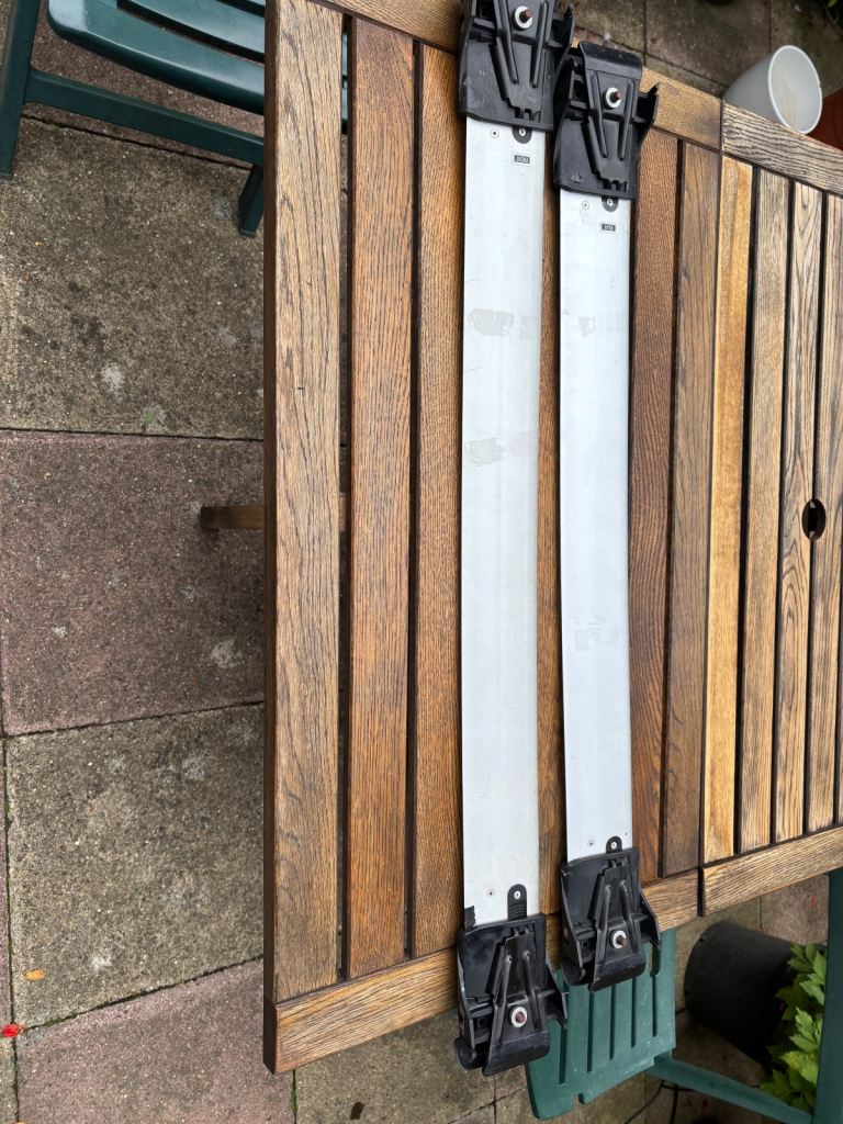 Whispbar roof rack for raised roof rail , width adjustable used on a 2014 Skoda Octavia Estate