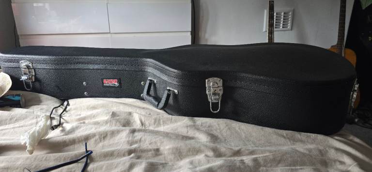 Gator Jumbo Hardcase