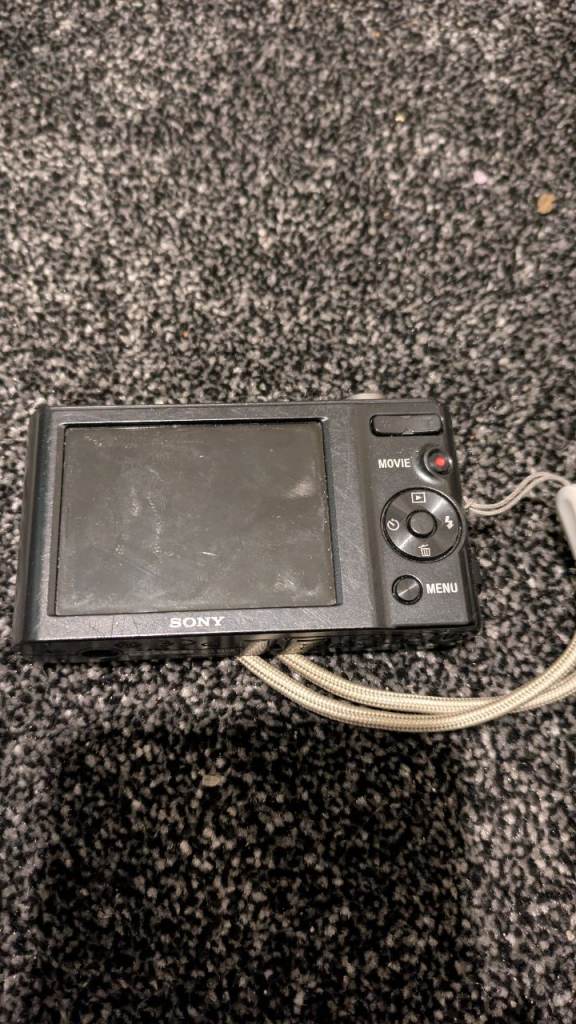 Sony Cybershot W800 broken untested