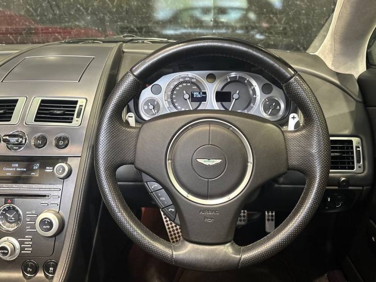 2011 Aston Martin Vantage 4.7 V8 Roadster 2dr Petrol Sportshift Euro 4 (420 bhp) Convertible Petr...