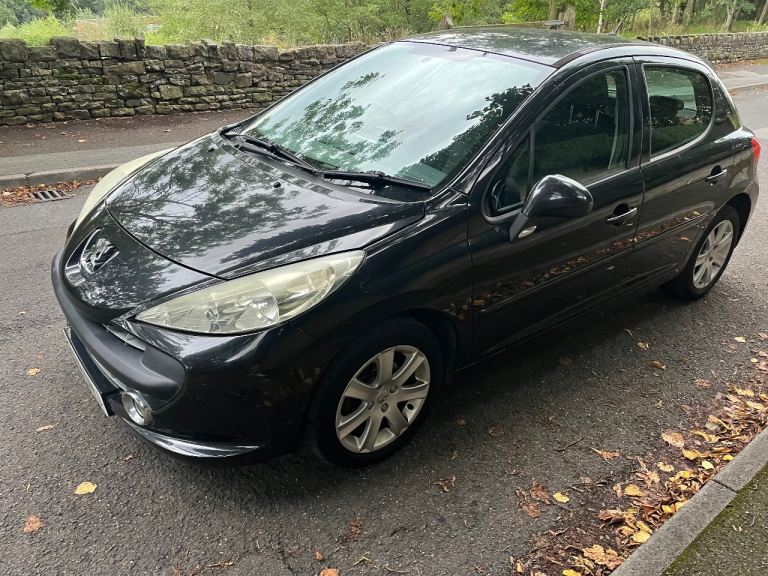 Peugeot, 208, Hatchback, 2013, Manual, 999 (cc), 3 doors