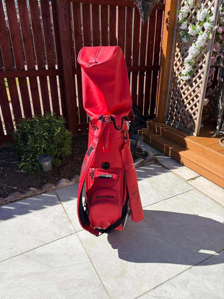 Taylormade stealth 2 tour bag