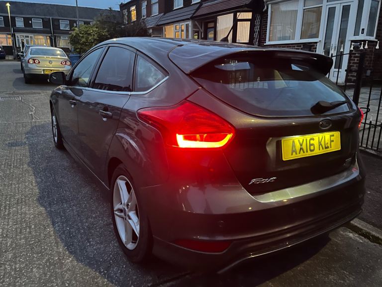Ford focus NEW MOT 20£ road tax full year 