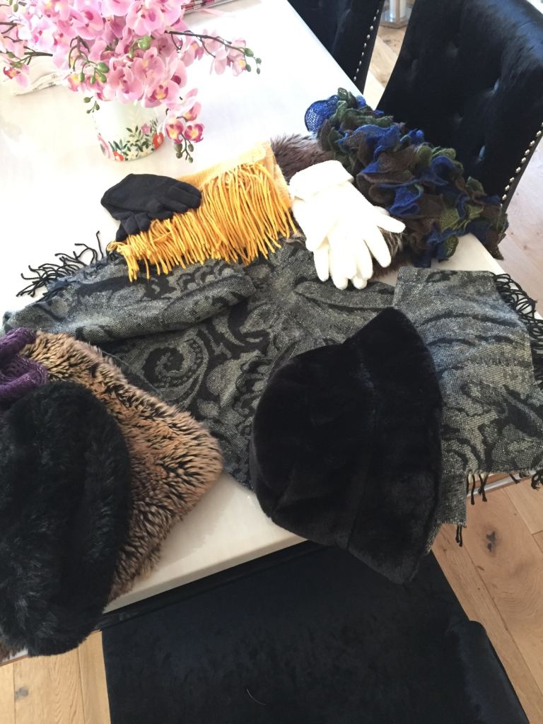 Box Of Faux Fur Wraps, Cape, Scarves, Hats & Gloves - (10 Pieces) 