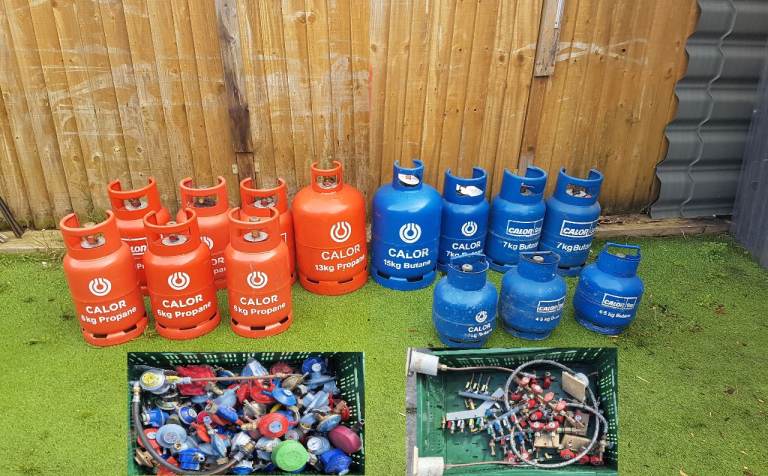 Newly filled gas bottles / cylinders and used regulators, distributor valves 1,2,3,4 ways.