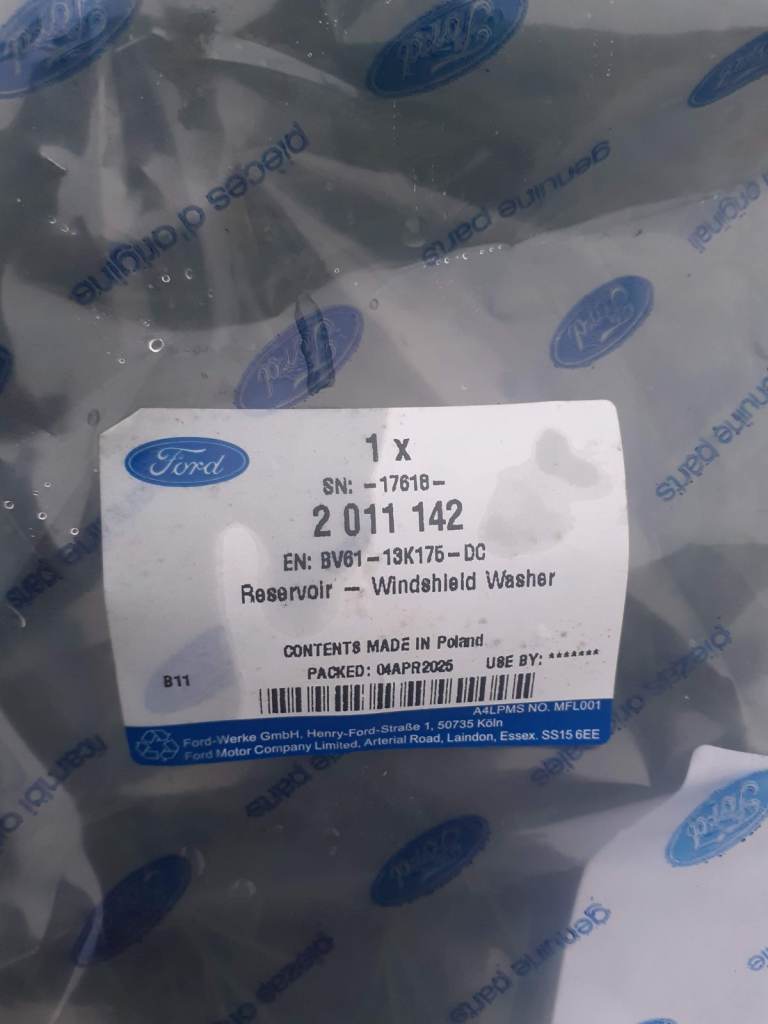 Reservoir tank focus/ st