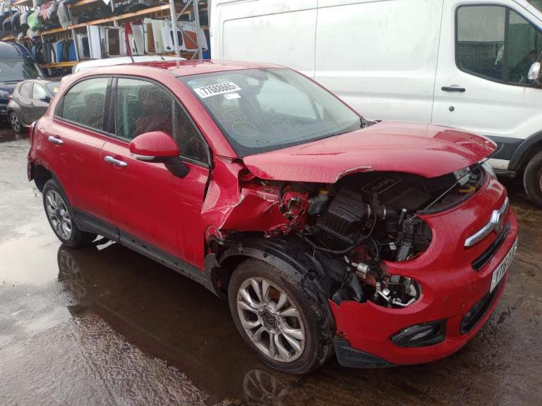 BREAKING FIAT 500X 1.6 DIESEL 2016 STOCK NUMBER YY70