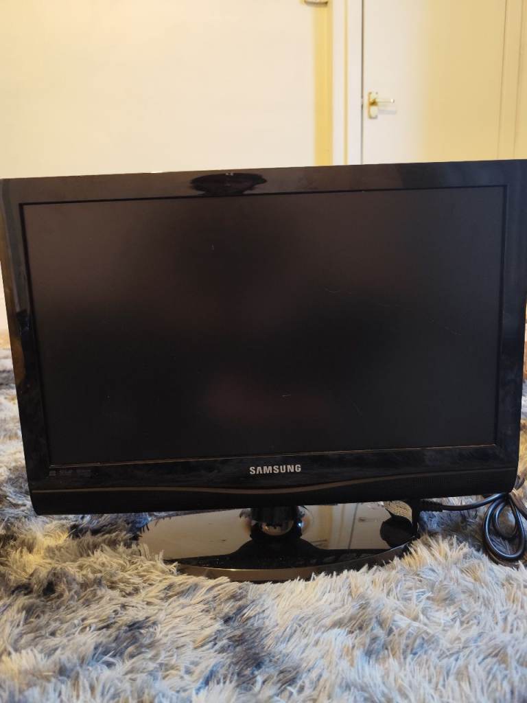 22" Samsung TV