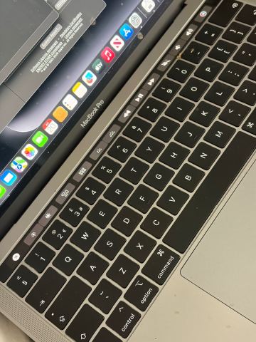MacBook Pro 13-inch 2018 - Intel Core i5, 16GB RAM, 512GB SSD | in
