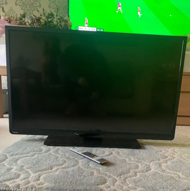 40” Toshiba Flat Screen 
