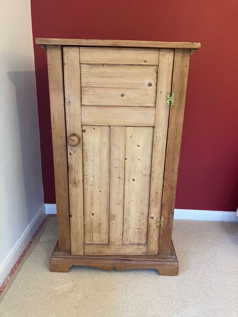 Pine cupboard