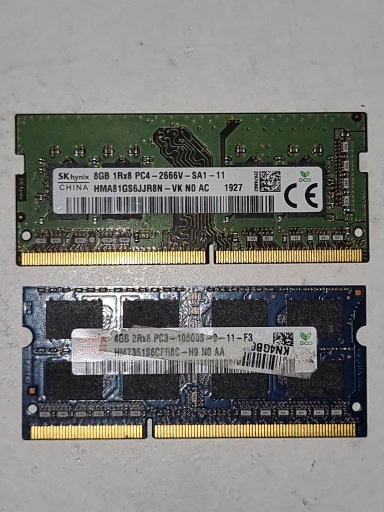 SK Hynix 8GB PC4-2666V-SA1-11 RAM Stick - Good Condition