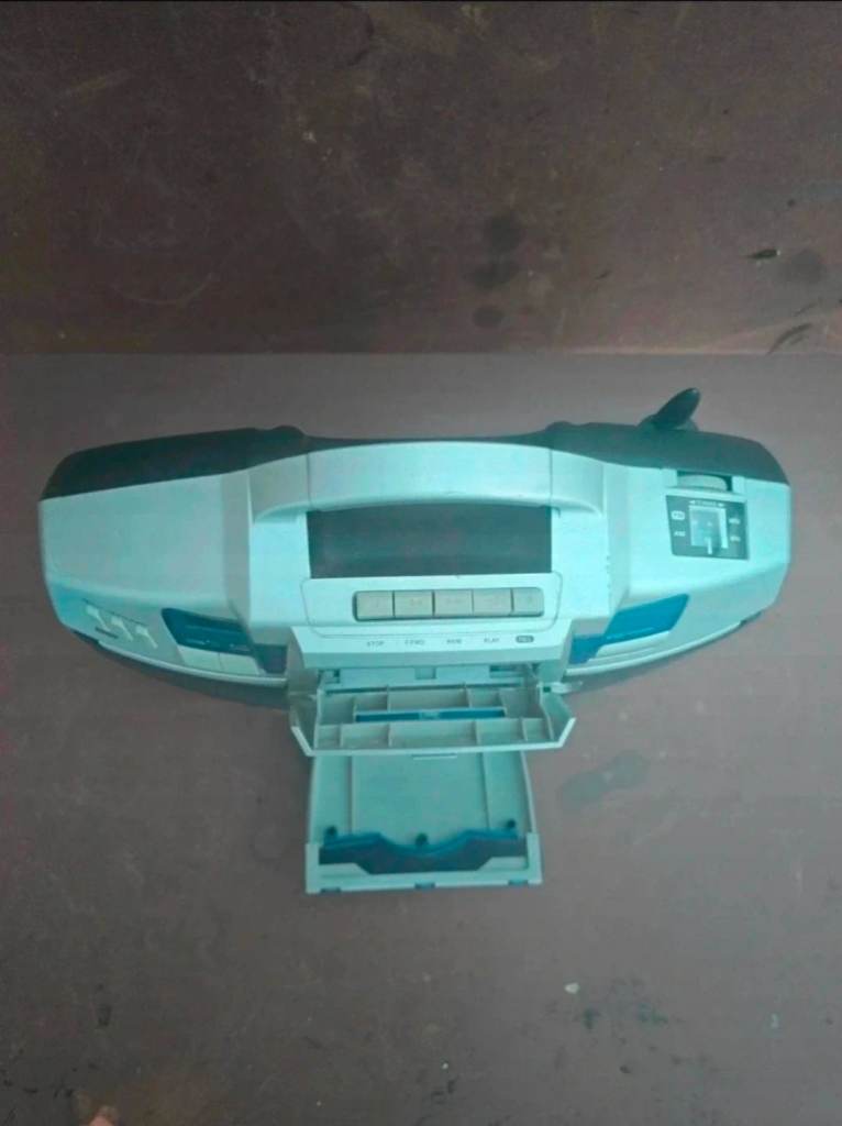 Matsui Retro Portable CD Cassette Tape Radio Player Boombox - CD18 - Working VGC