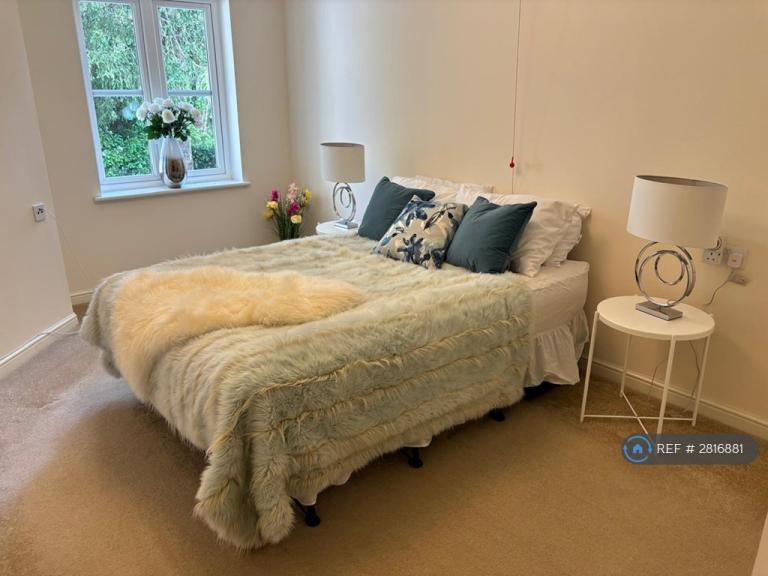 1 bedroom flat in Mill Road, Sevenoaks, TN13 (1 bed) (#2816881)