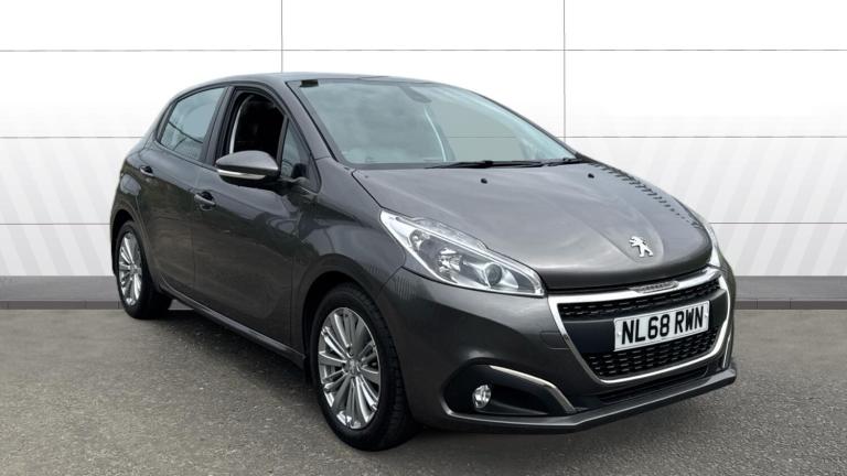2018 Peugeot 208 1.2 PureTech 82 Signature 5dr [Start Stop] Petrol Hatchback Hatchback Petrol Manual