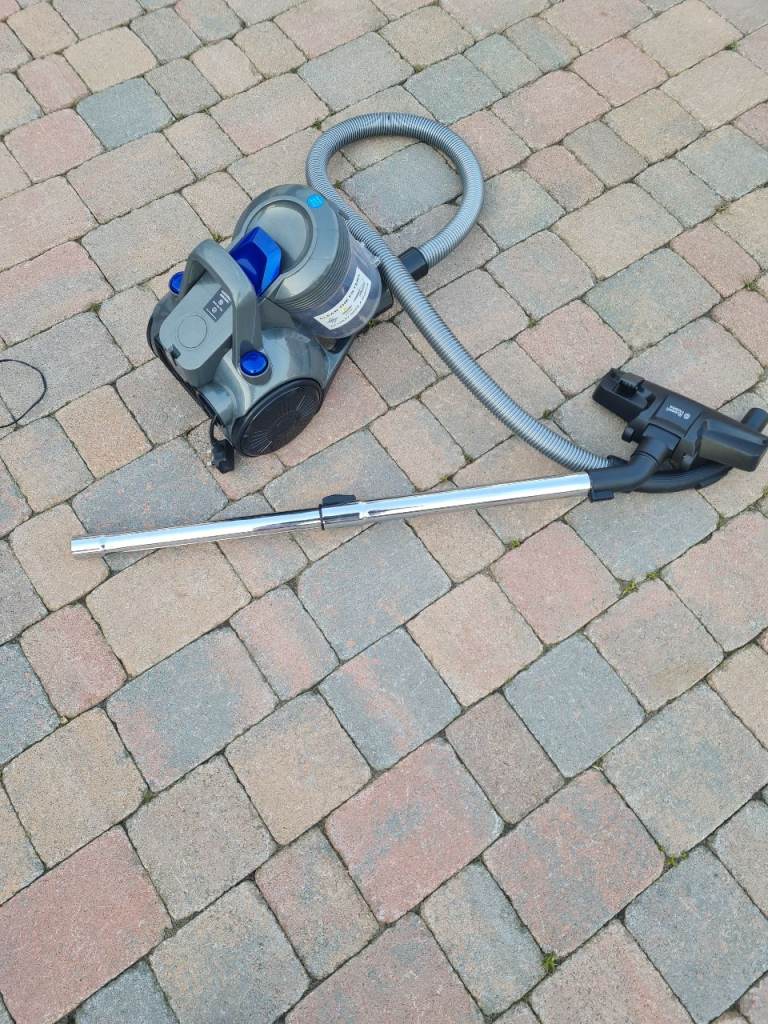 Morphy Richards vacuum cleaner 