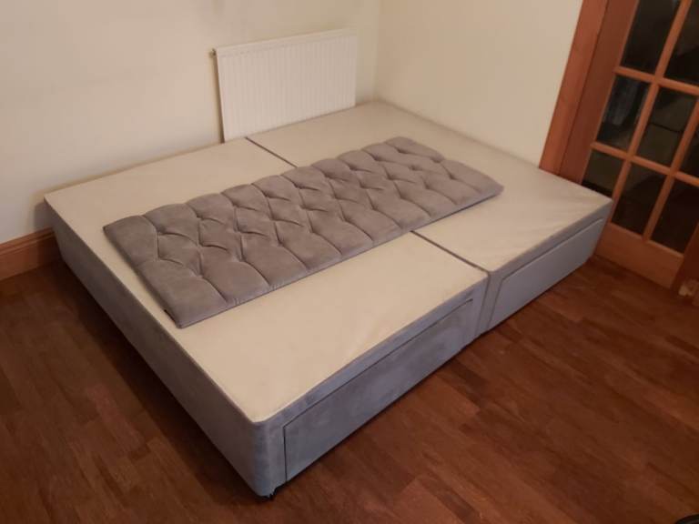 Kingsize bed grey suede with 4 drawers, headboard and mattress