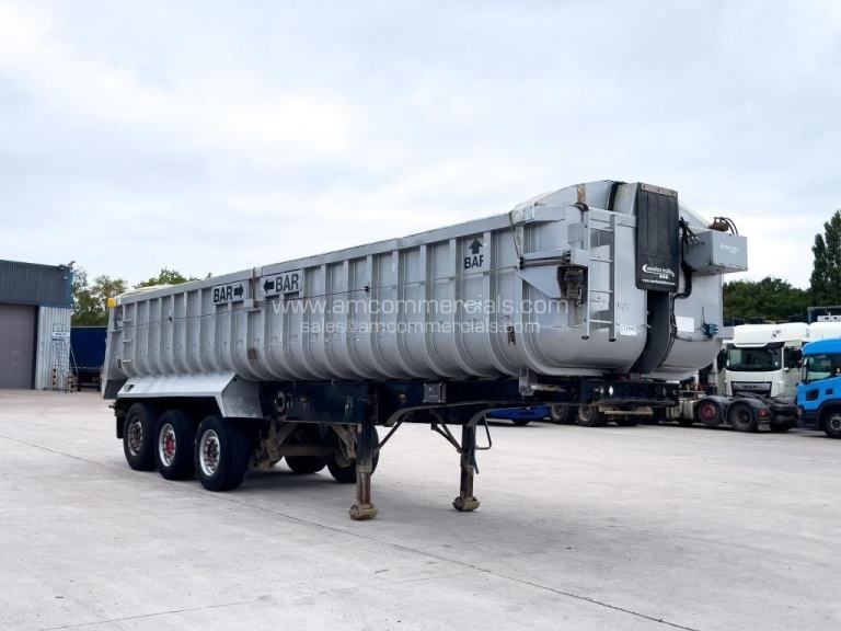 FRUEHAUF BULK TIPPER TRI AXLE TRAILER