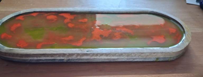 Resin tray