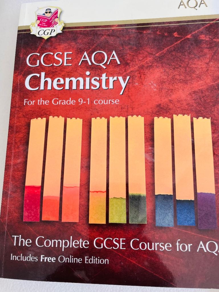 GCSE AQA CHEMISTRY BOOKS
