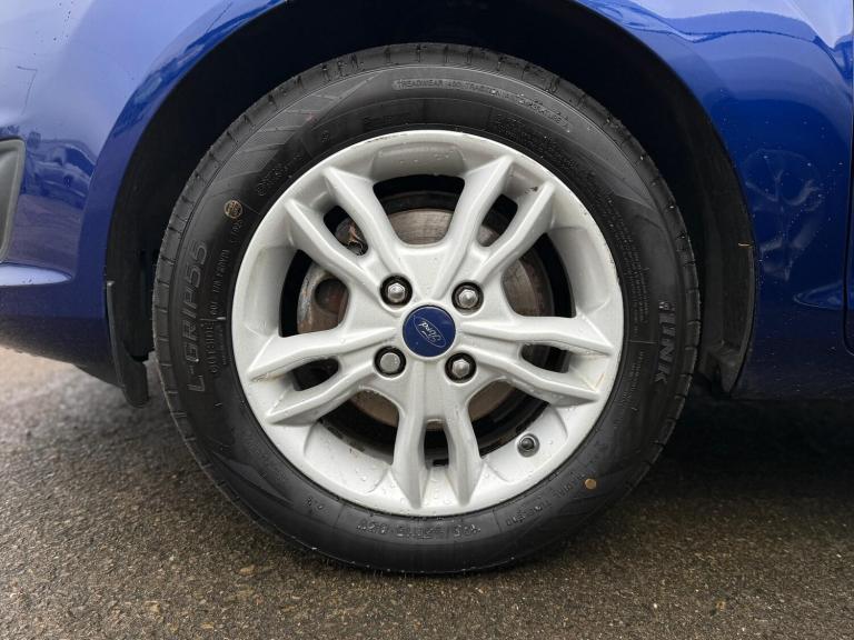2016 Ford Fiesta 1.0 EcoBoost Zetec 5dr HATCHBACK PETROL Manual