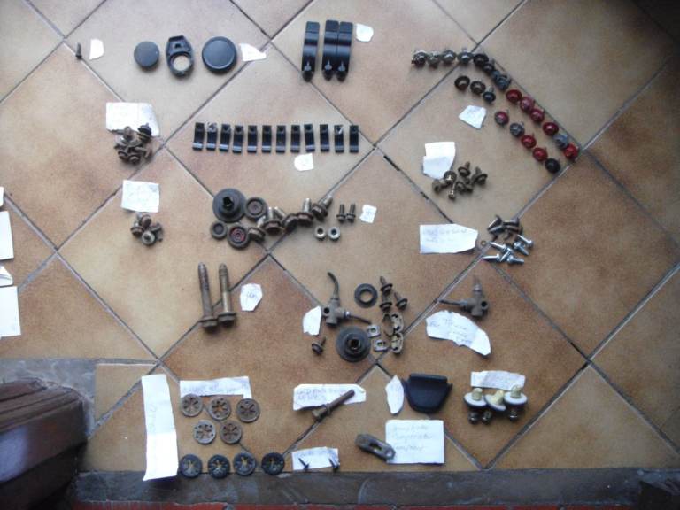 VW GOLF MK2 SMALL ASSORTED PARTS