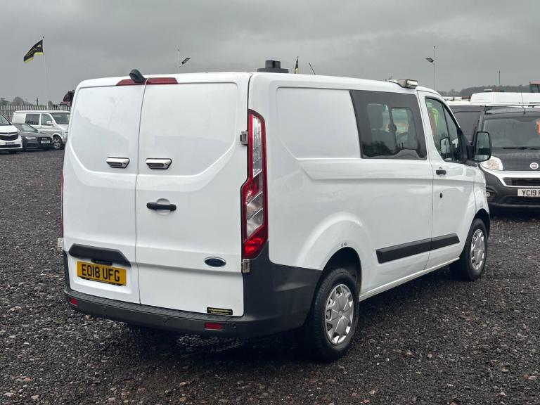 2018 Ford Transit Custom 2.0 TDCi 105ps Low Roof D/Cab Van PANEL VAN DIESEL Manual