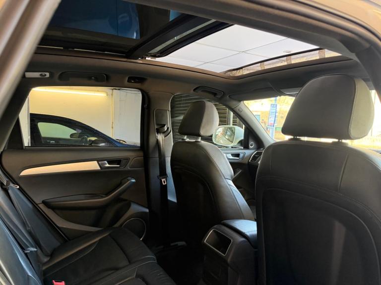 2010 Audi Q5 2.0 TDI S line Special Edition S Tronic quattro Euro 5 5dr ESTATE Diesel Automatic