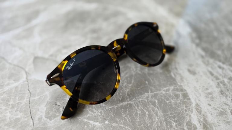 New Genuine RayBan Polarised Sunglasses 