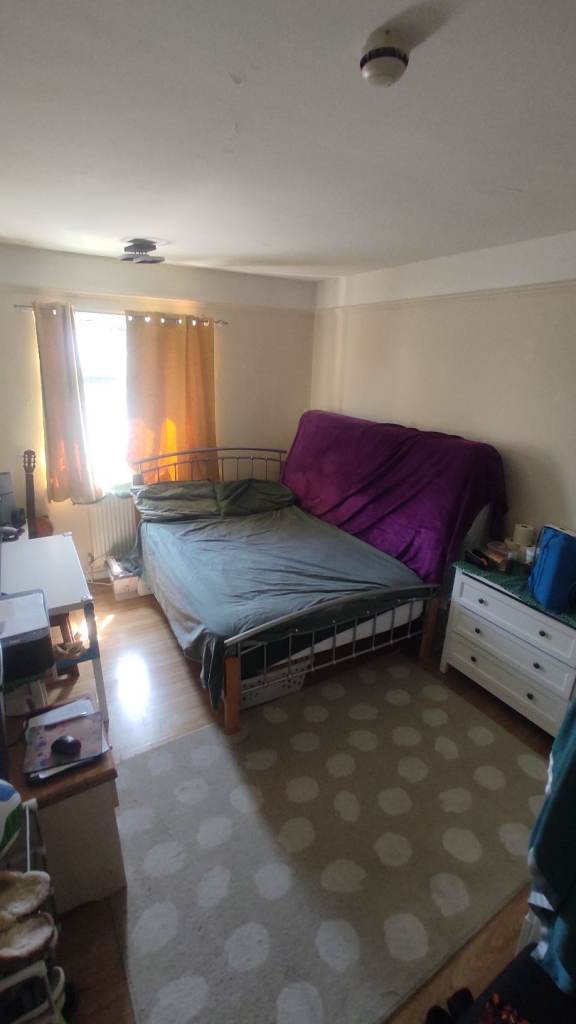 double bright room near Mill road, bills included 