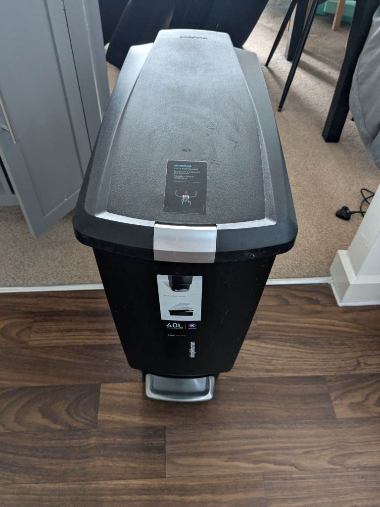 Simplehuman 40L pedal bin