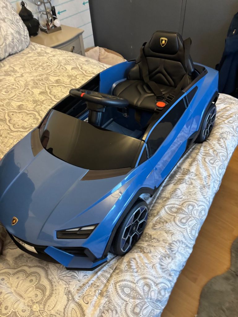 Lamborghini Ride-On Toy Car – Blue, Good Condition
