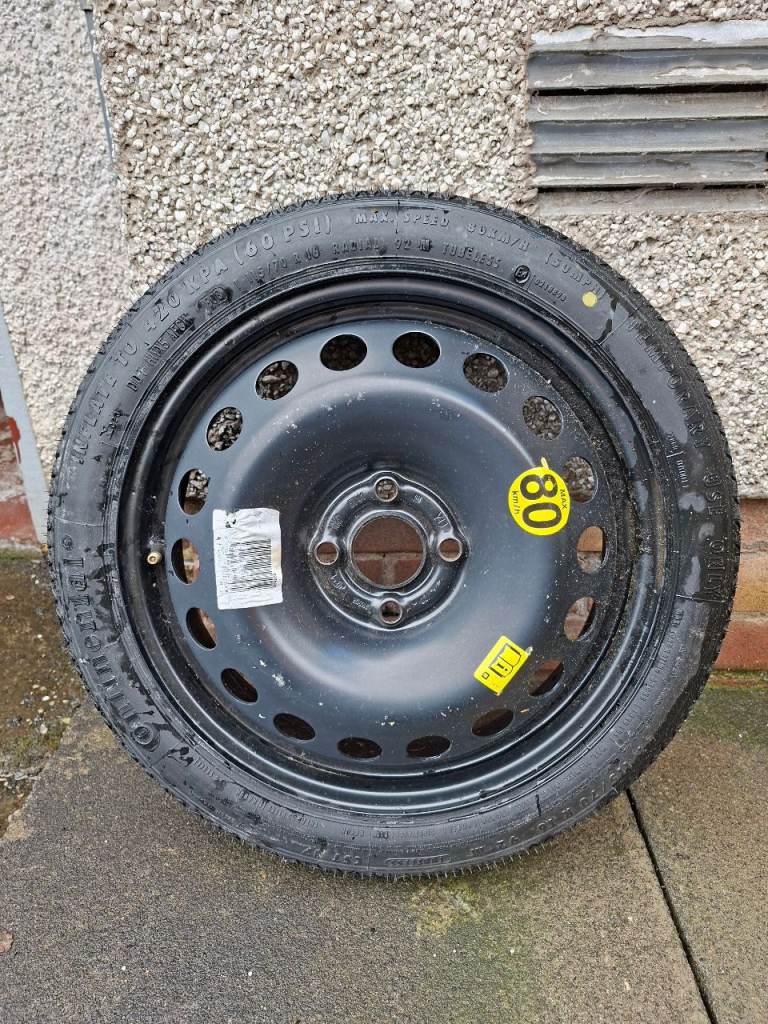 Spacesaver wheel and tyre 