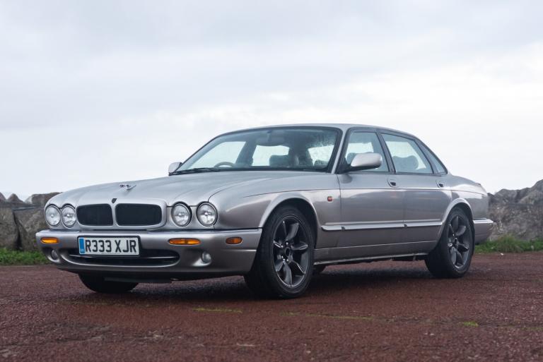 1998 Jaguar XJ 4.0 XJR Supercharged 4dr Auto SALOON Petrol Automatic