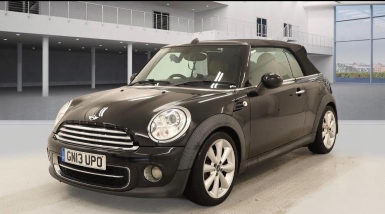 2013 MINI CONVERTIBLE 2.0 COOPER D AUTOMATIC, WOW LOW 60,992 MILES 12 MONTHS MOT