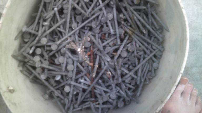 image for 4 INCH GALVANISED NAILS - BUCKET OF 11.1 KILOS !!