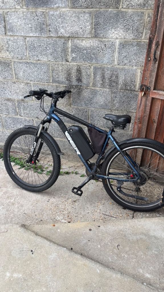 48v 500w E-bike For Sale, Pedal Assist And Twist Throttle Great For Delivery 